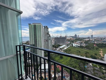1 Bedroom Condo in The Twin Towers  Jomtien C012718
