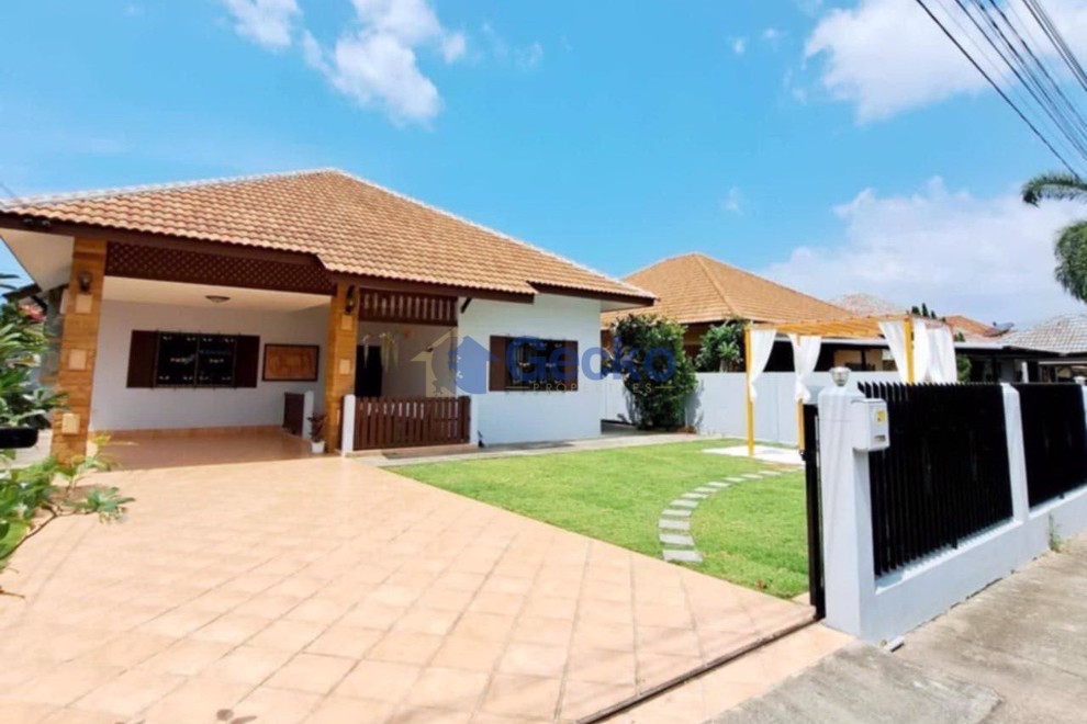 3 Bedrooms House in Pattaya Paradise Village  East Pattaya H012722 (Cover Photo)