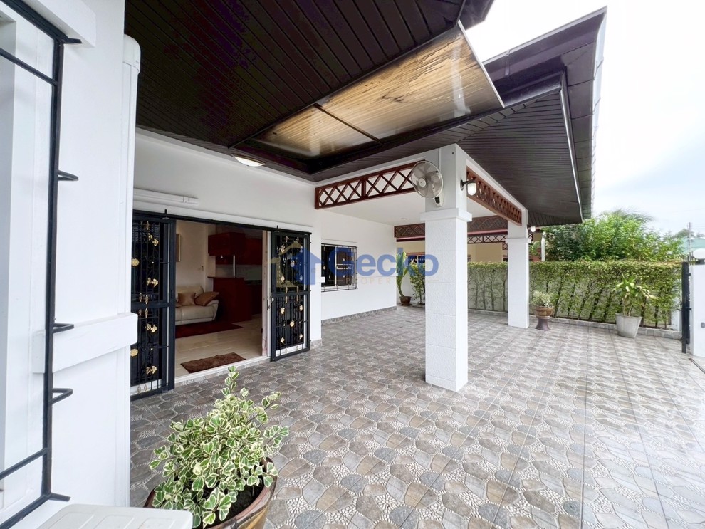 3 ห้องนอน บ้าน in Green Field Villa 1  พัทยาตะวันออก H012731 (Photo 2)
