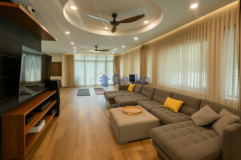 4 Bedrooms House in Central Park Hillside Village  East Pattaya H012737 (Photo 2)