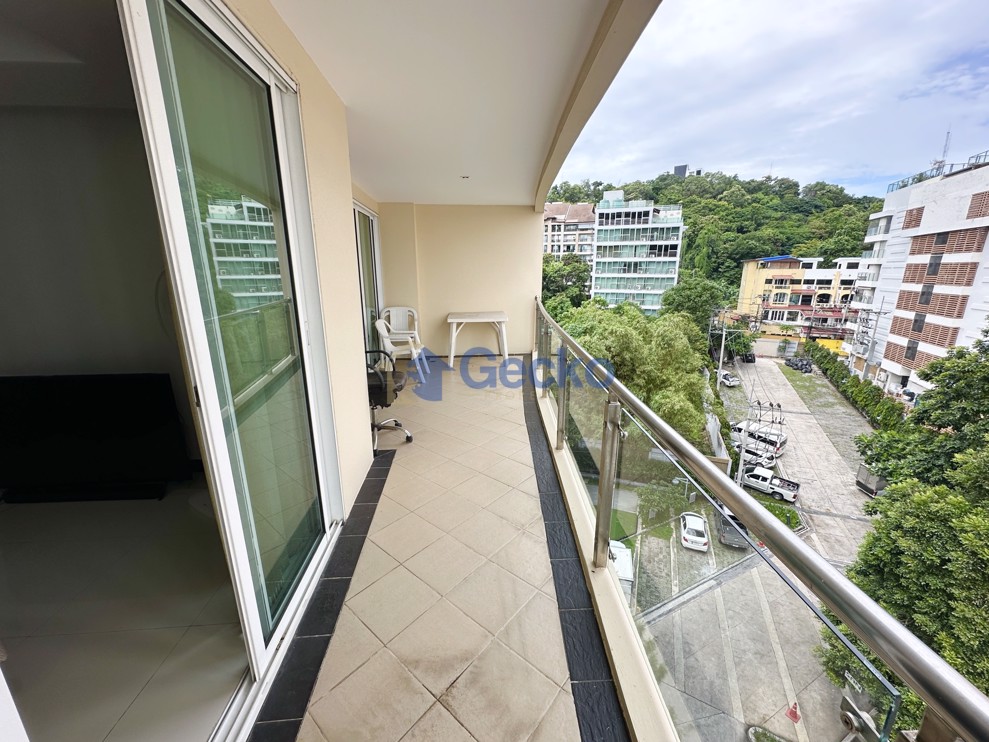 2 Bedrooms Condo in Hyde Park 1 South Pattaya C012740 (Photo 1)