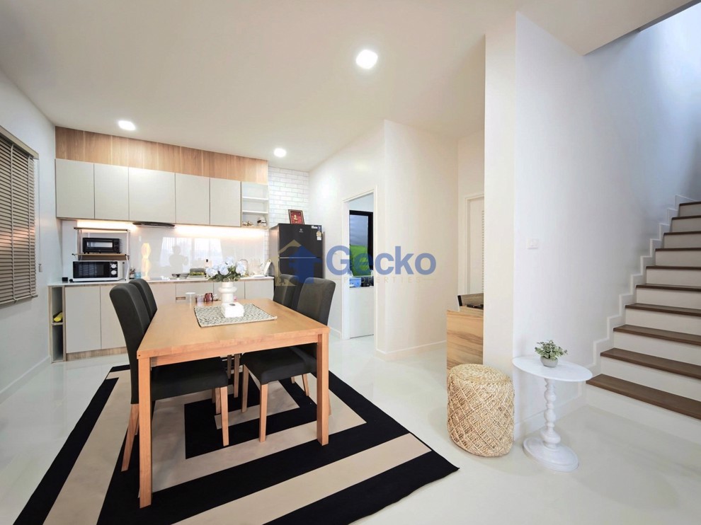 4 ห้องนอน บ้าน in The Grand 9 by PMC  พัทยาตะวันออก H012747 (Photo 4)