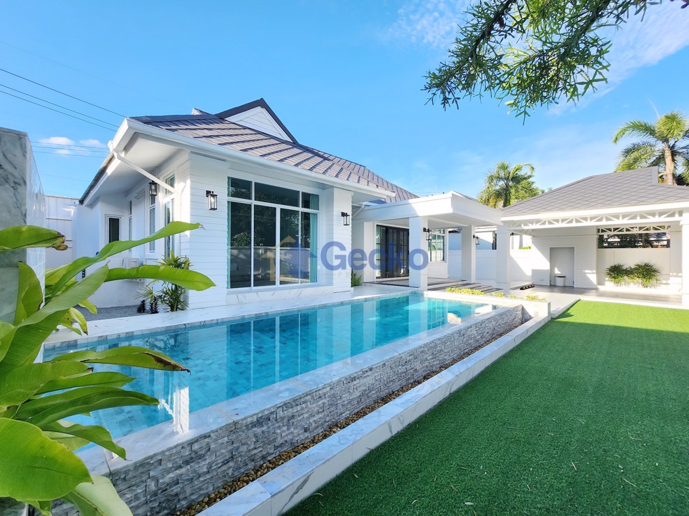 3 Bedrooms House in Eastiny Park 2  East Pattaya H012755 (Cover Photo)