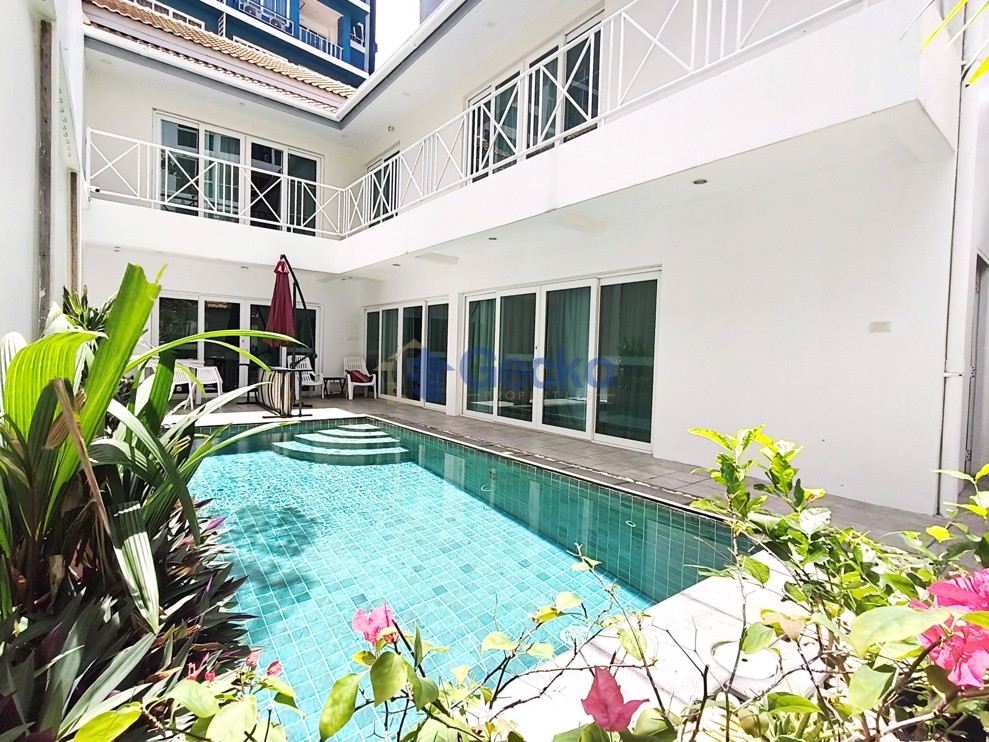 3 ห้องนอน บ้าน  พระตำหนัก H003084 (Photo 1)