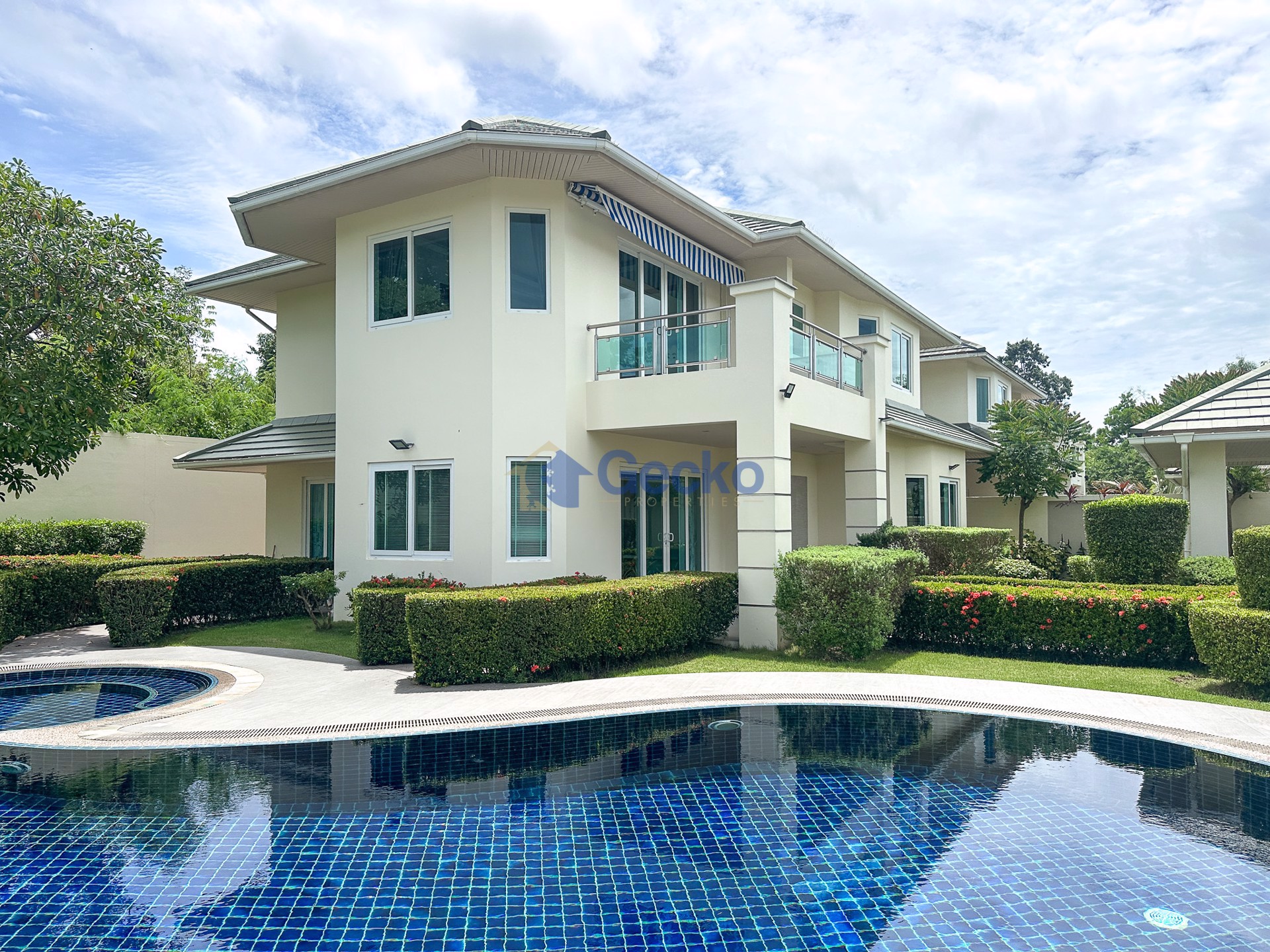 5 Bedrooms House in Green Field Villa 5 East Pattaya H002228 for rent in East Pattaya