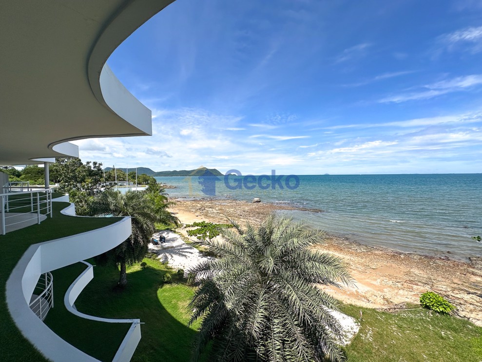 2 Bedrooms Condo in Pure Sunset Beach Na Jomtien C012767 (Photo 2)