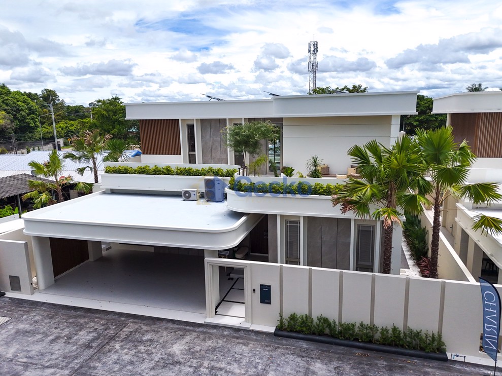 Charin Pattaya (Photo 2)