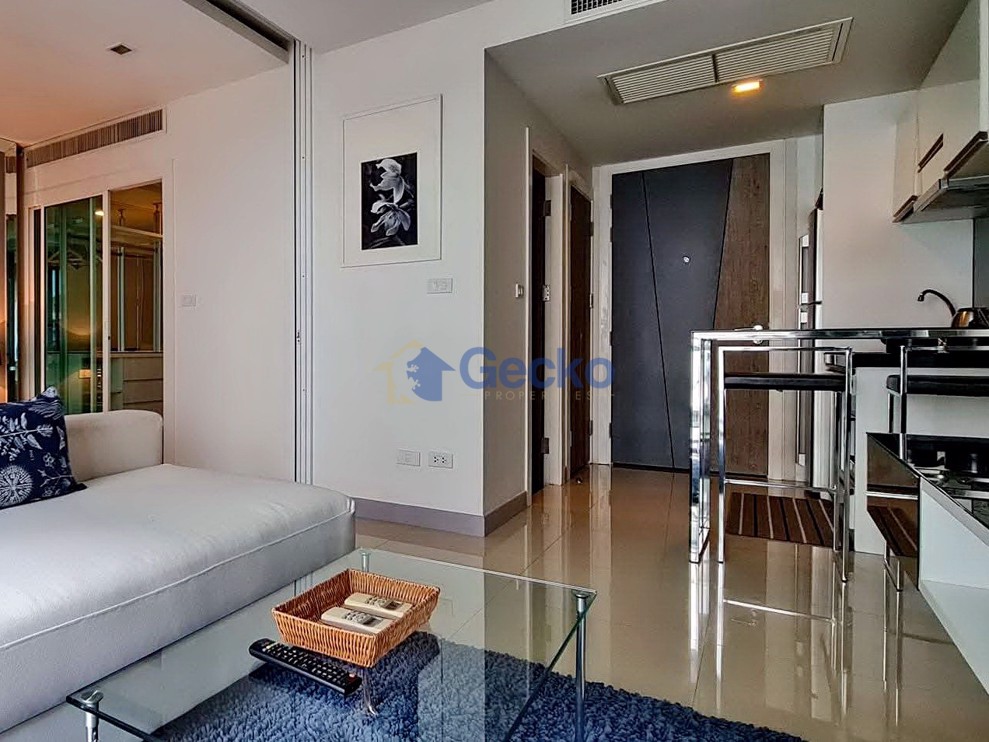 1 Bedroom Condo in Sixty Six Condo North Pattaya C012774 (Photo 3)
