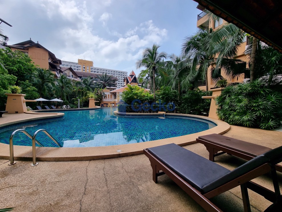 Studio Condo in Chateau Dale Thabali Condo Jomtien C012786 (Photo 1)