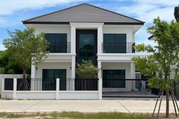 Picture of Serene Home