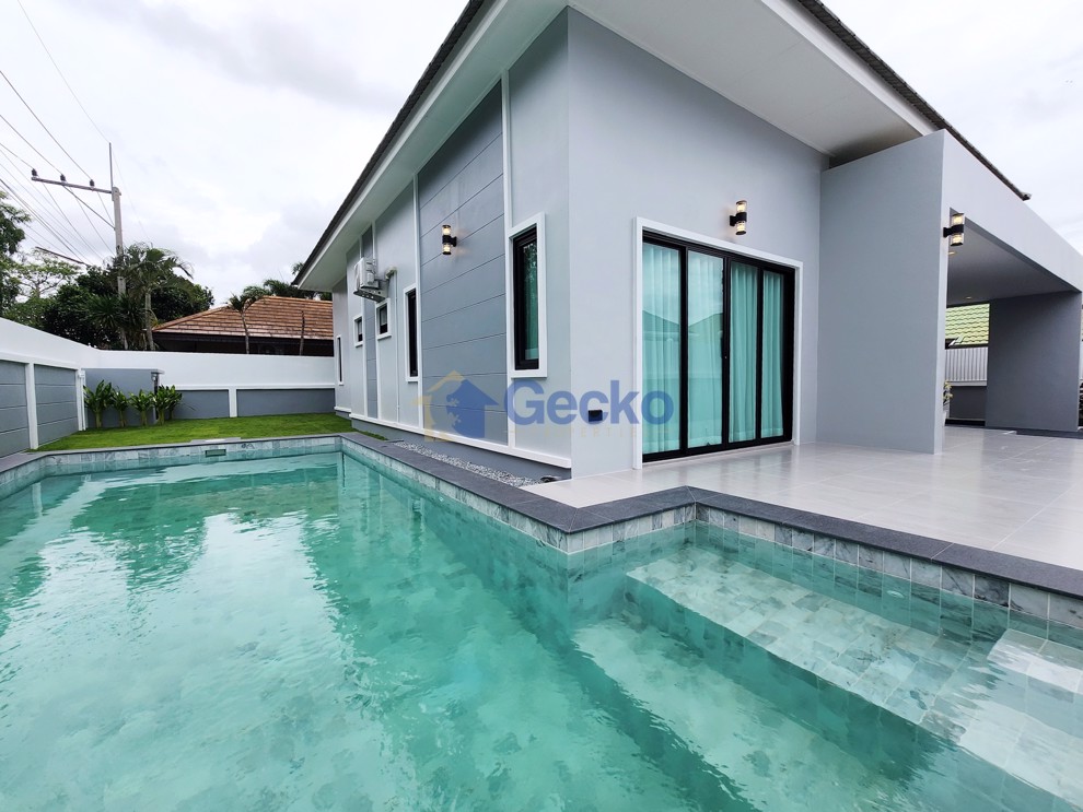 3 Bedrooms House in Phonthep Garden Ville 6  East Pattaya H012816 (Photo 4)
