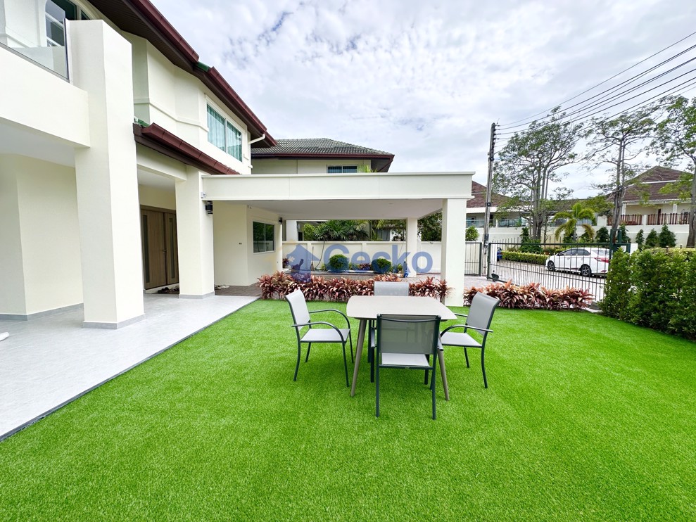 5 ห้องนอน บ้าน in Green Field Villa 1  พัทยาตะวันออก H012819 (Photo 3)