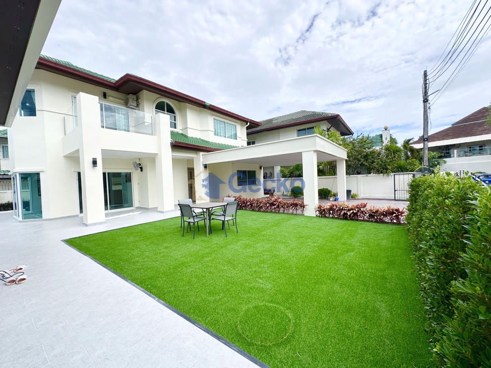 5 ห้องนอน บ้าน in Green Field Villa 1  พัทยาตะวันออก H012819 (Photo 2)
