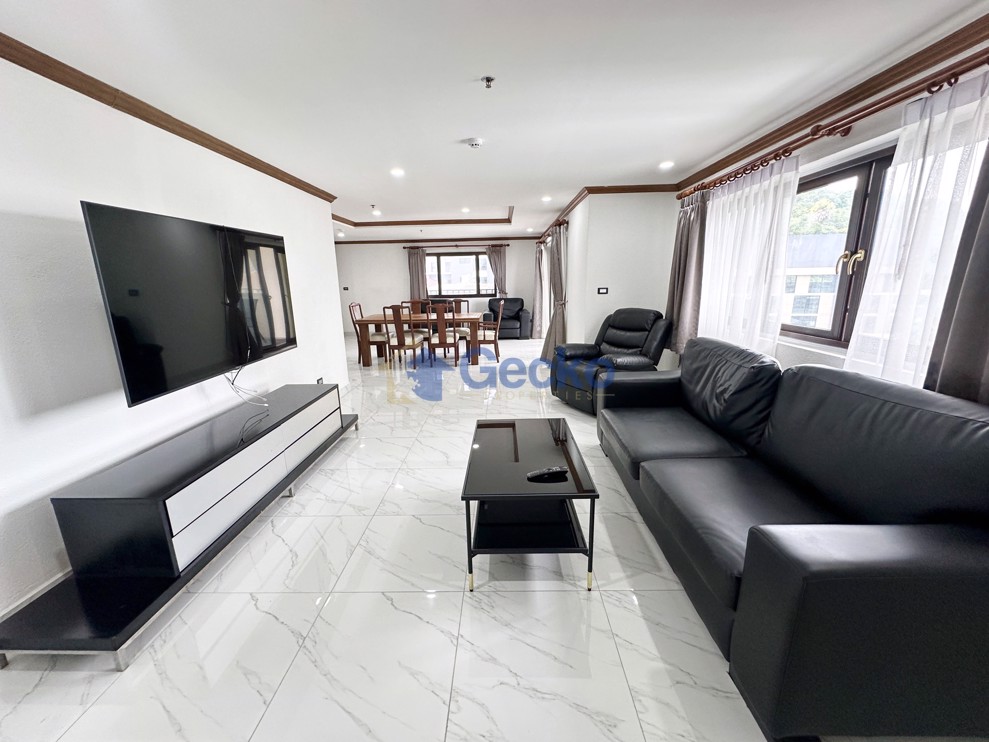 2 Bedrooms Condo in Nirvana Place South Pattaya C012828 (Photo 2)