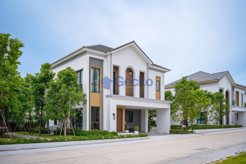 4 Bedrooms House in The Palm Grandio's  East Pattaya H011862 (Cover Photo)