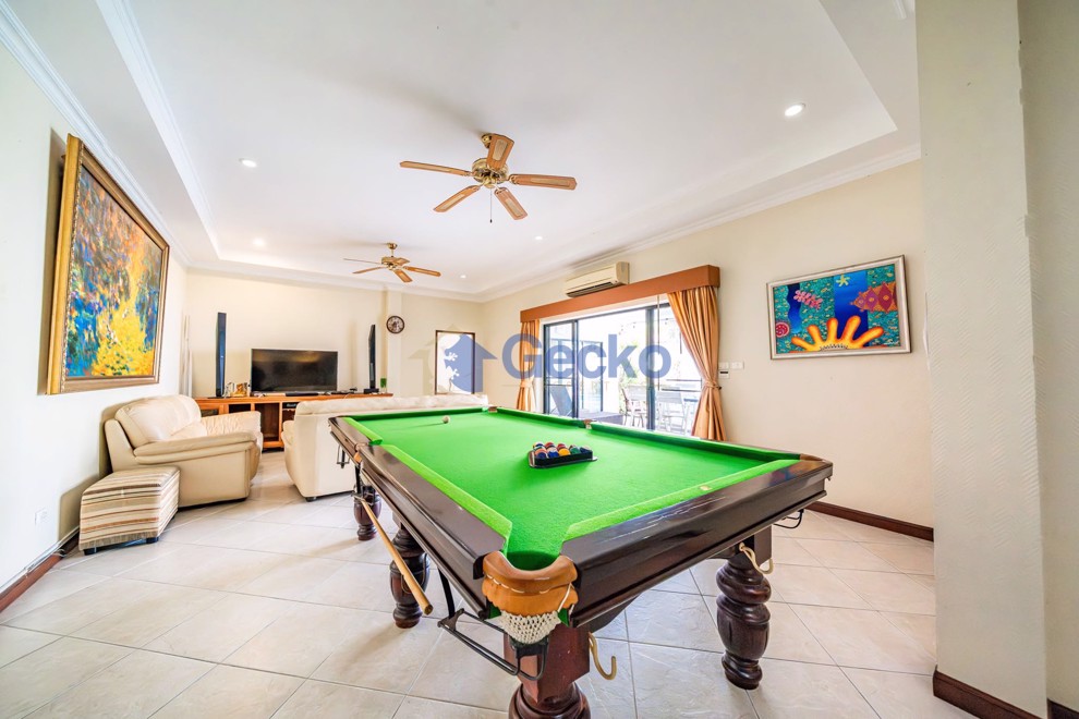 4 Bedrooms House in Majestic Residence  Pratumnak H012835 (Photo 2)
