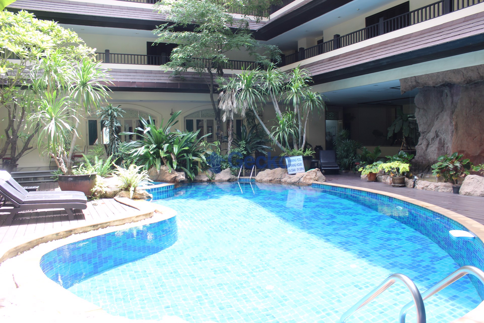 3 Bedrooms Condo in Nirvana Place South Pattaya C012838