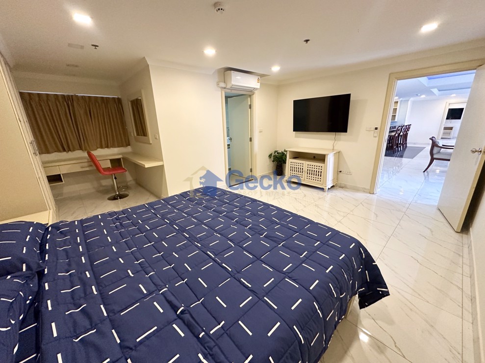 3 Bedrooms Condo in Nirvana Place South Pattaya C012838 (Photo 2)