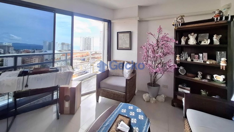 3 Bedrooms Condo in View Talay 2 Jomtien C012848 (Photo 2)