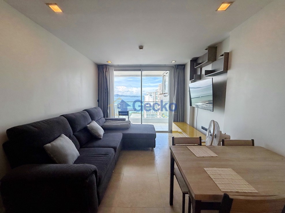 1 Bedroom Condo in The Cliff Pratumnak C002468 (Photo 3)