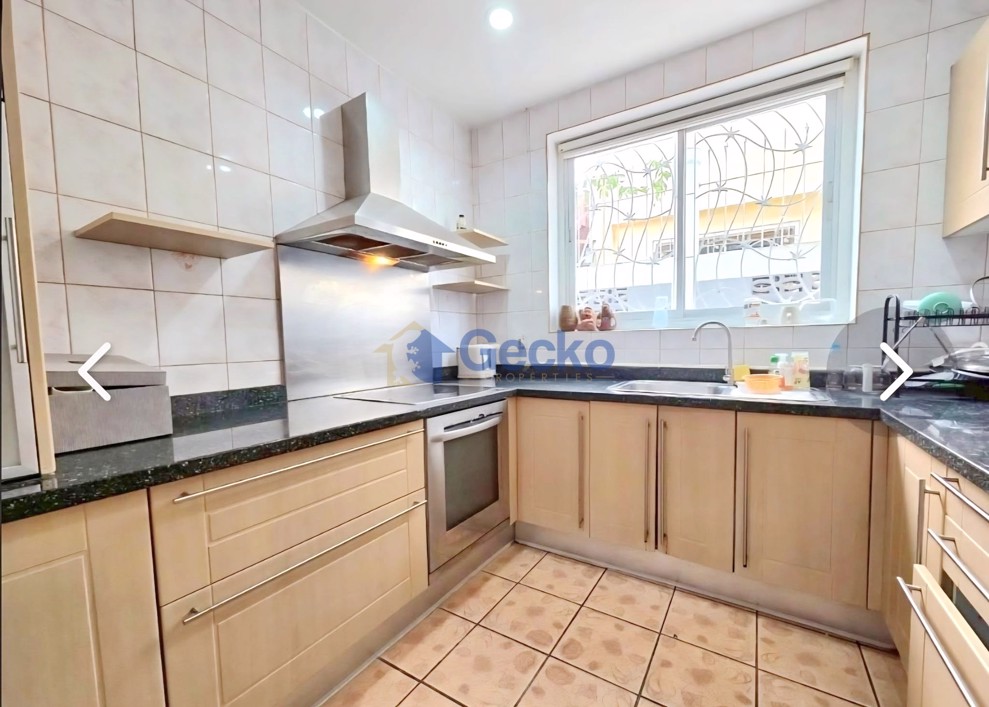 4 ห้องนอน บ้าน  พัทยากลาง H012858 (Photo 4)