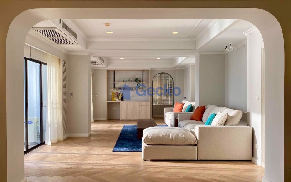 3 Bedrooms Condo in Beach Villa Viphavadi Na Jomtien C012860 (Photo 3)