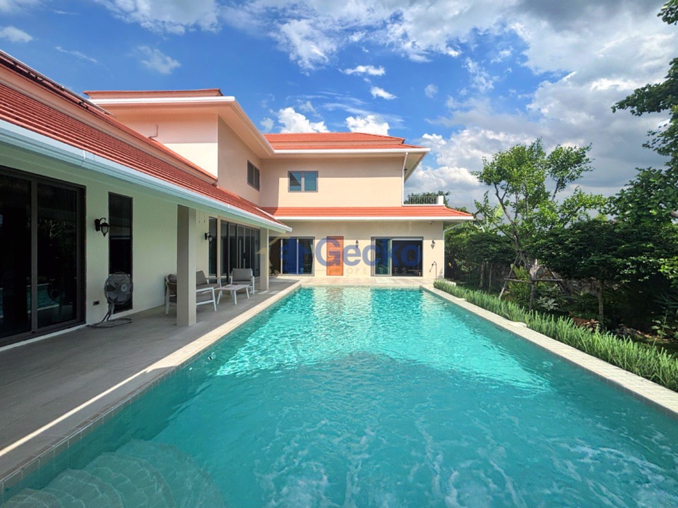 3 ห้องนอน บ้าน  พัทยาตะวันออก H012868 (Photo 1)