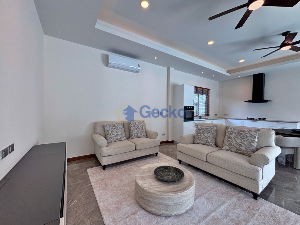 3 ห้องนอน บ้าน  พัทยาตะวันออก H012869 (Photo 3)