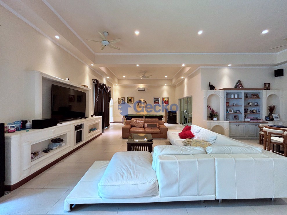 5 ห้องนอน บ้าน in ซานต้ามาเรีย  พัทยาตะวันออก H010559 (Photo 4)