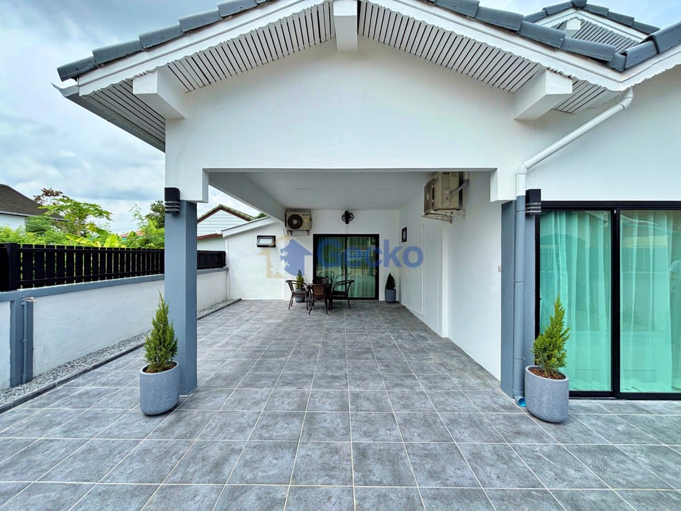 3 ห้องนอน บ้าน  พัทยาตะวันออก H012655 (Photo 2)