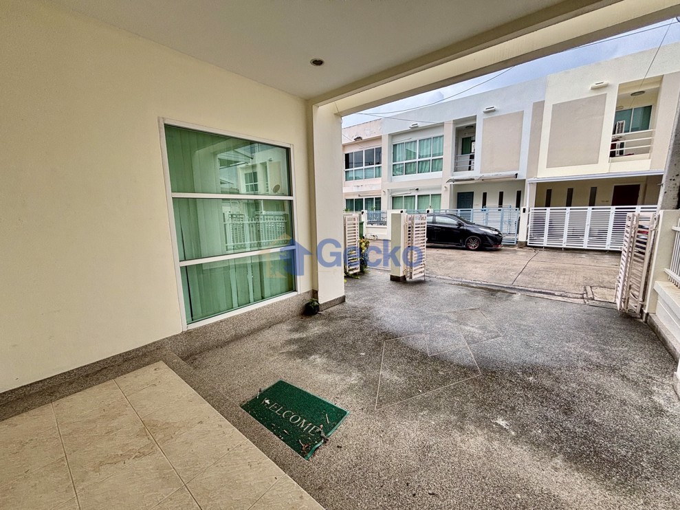 3 ห้องนอน บ้าน in The Meadows  พัทยาตะวันออก H012874 (Photo 1)