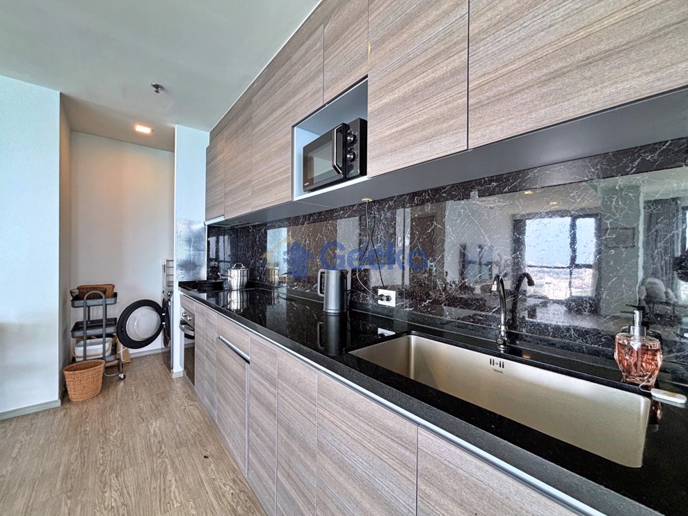 3 Bedrooms Condo in Aeras Jomtien C012877 (Photo 1)