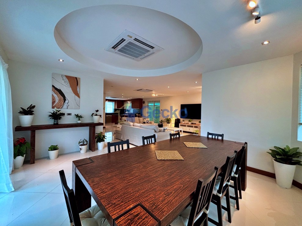 4 ห้องนอน บ้าน in Green Field Villa 5  พัทยาตะวันออก H012889 (Photo 3)