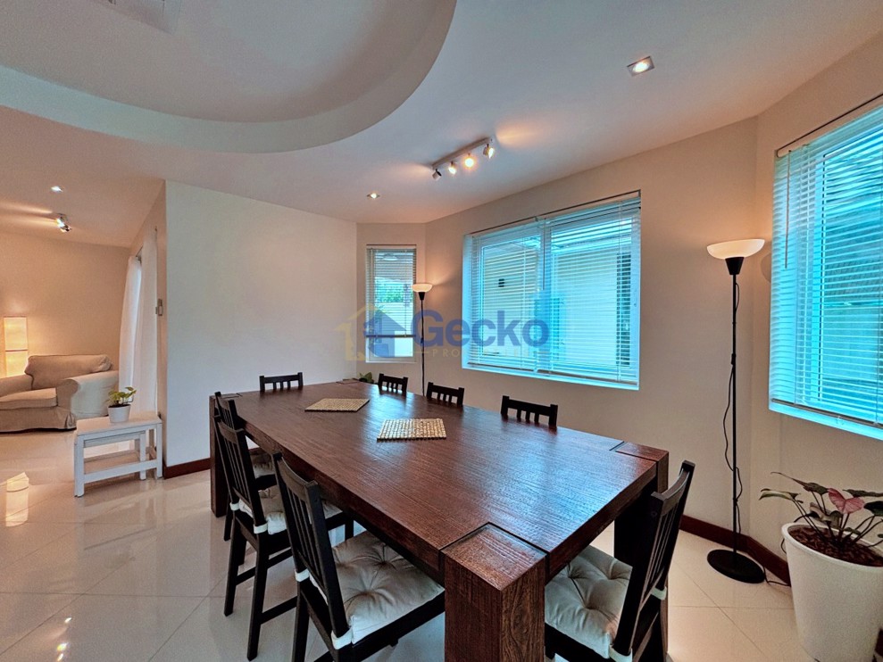 4 ห้องนอน บ้าน in Green Field Villa 5  พัทยาตะวันออก H012889 (Photo 4)