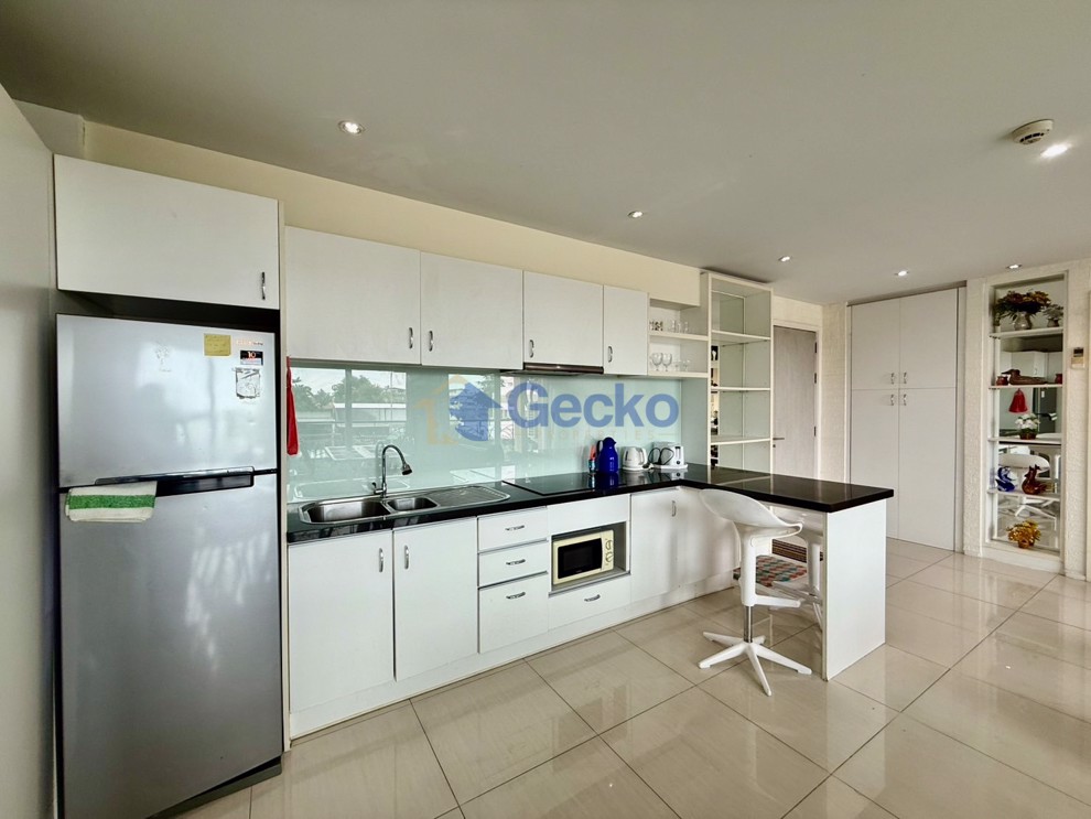 2 Bedrooms Condo in Atlantis Condo Resort Jomtien C012890 (Photo 3)