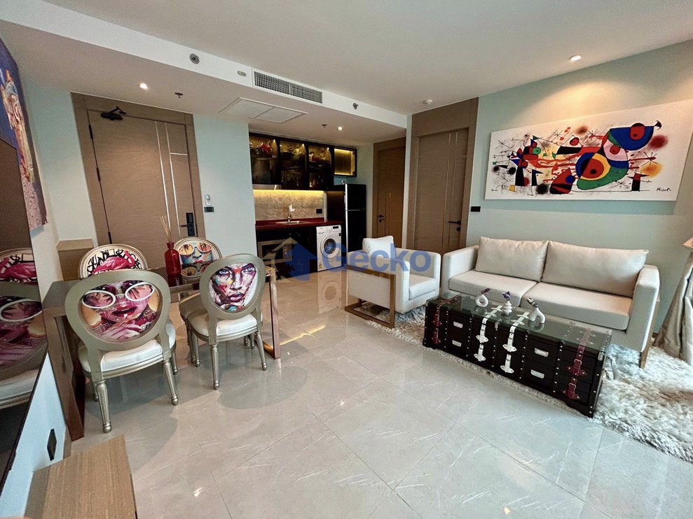 1 Bedroom Condo in The Riviera Ocean Drive Jomtien C012891 (Photo 2)