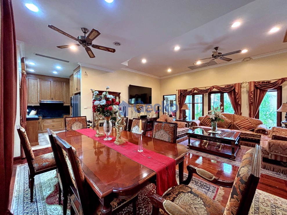 2 Bedrooms House in View Talay Marina  Na Jomtien H012896 (Photo 3)