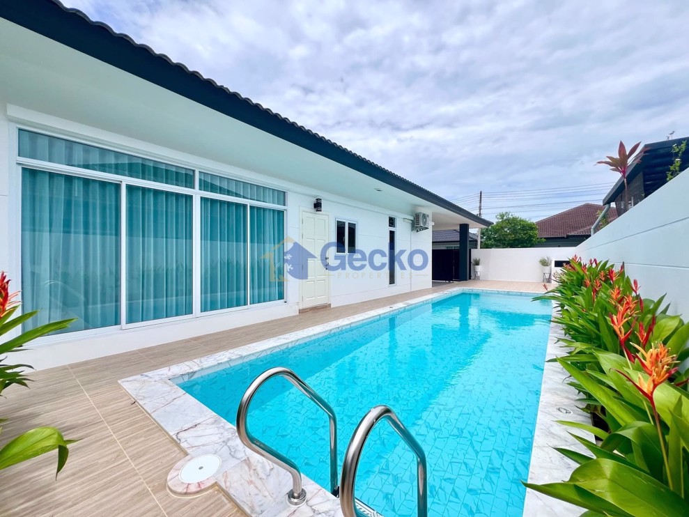 3 Bedrooms House in Panalee Banna  Huay Yai H012739 (Cover Photo)