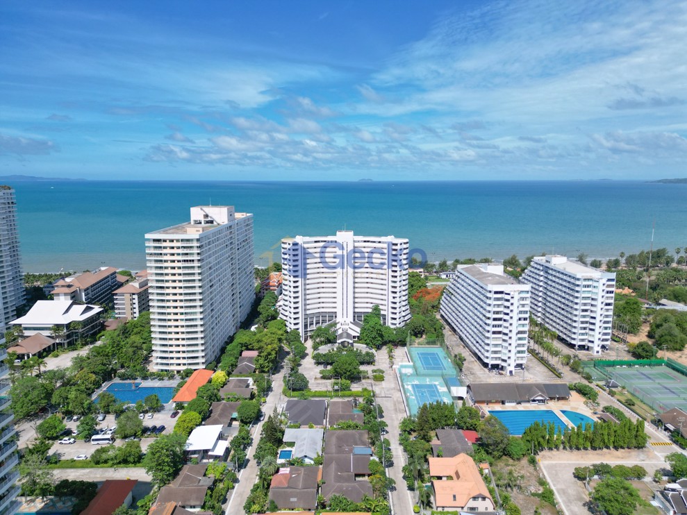 Grand Condotel (Cover Photo)