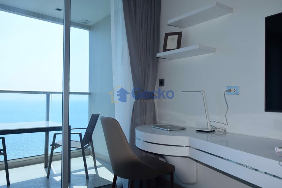 1 Bedroom Condo in  Sands Condominium Pratumnak C007024 (Photo 3)