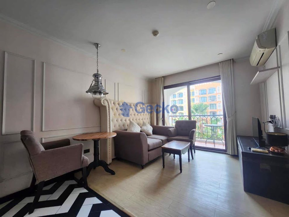 1 Bedroom Condo in The Venetian Na Jomtien C012912 (Photo 3)