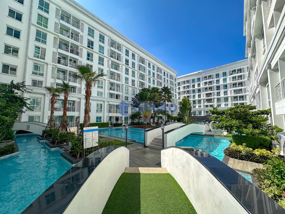 1 Bedroom Condo in The Orient Resort and Spa Jomtien C012913 (Photo 1)