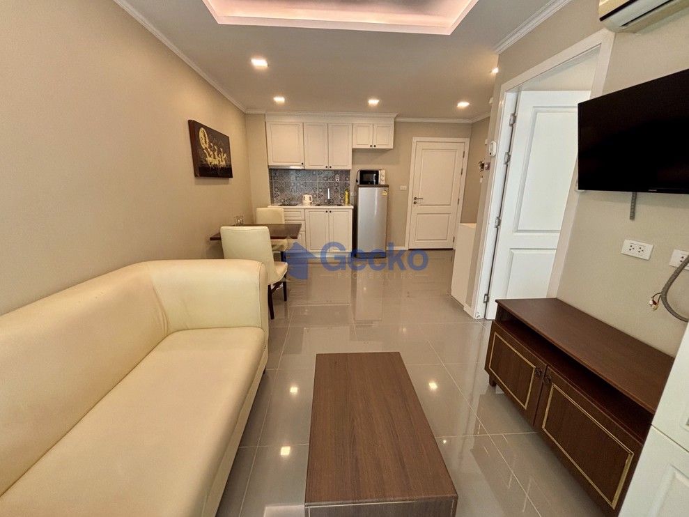 1 Bedroom Condo in The Orient Resort and Spa Jomtien C012913 (Photo 4)