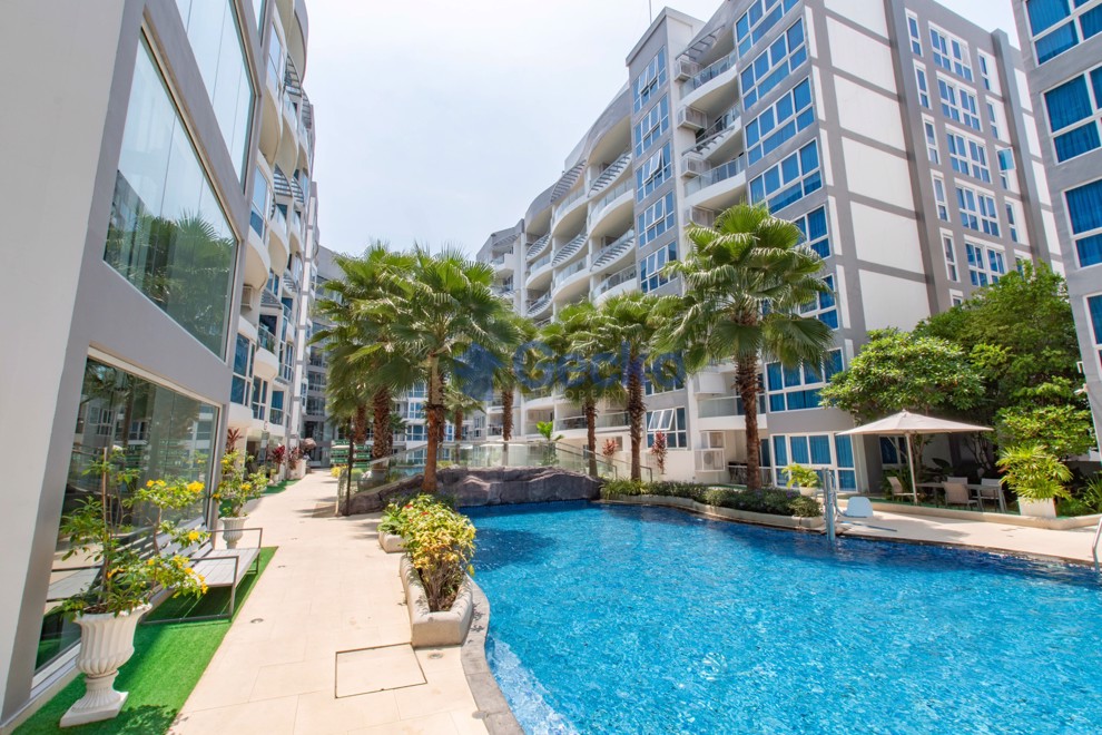 1 Bedroom Condo in Grand Avenue Central Pattaya C012915 (Photo 1)