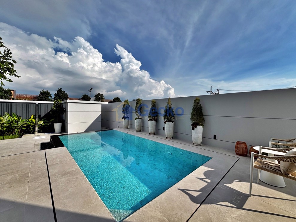 Veera Grand Pattaya (Photo 3)