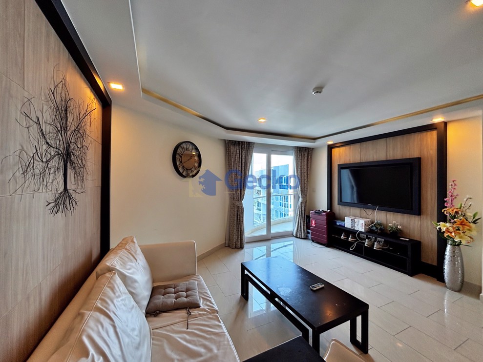 1 Bedroom Condo in Grand Avenue Central Pattaya C012915 (Photo 4)
