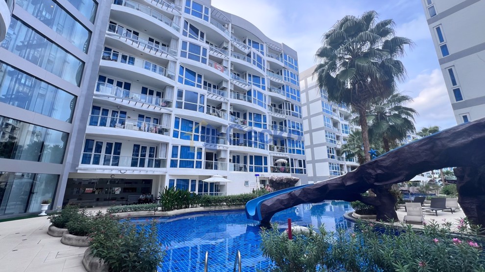 1 Bedroom Condo in Grand Avenue Central Pattaya C012916 (Photo 2)