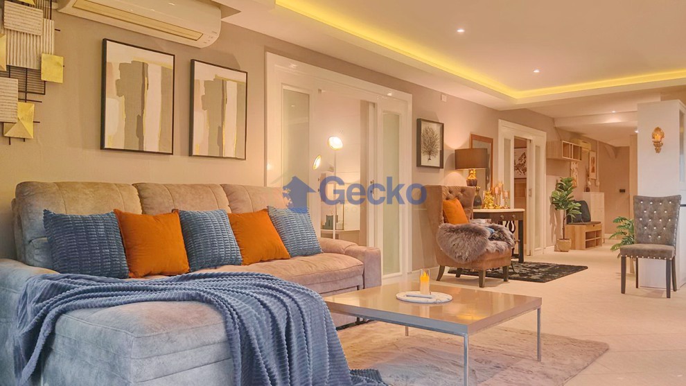 3 Bedrooms Condo in Executive Residence 4 Pratumnak C012939 (Photo 4)
