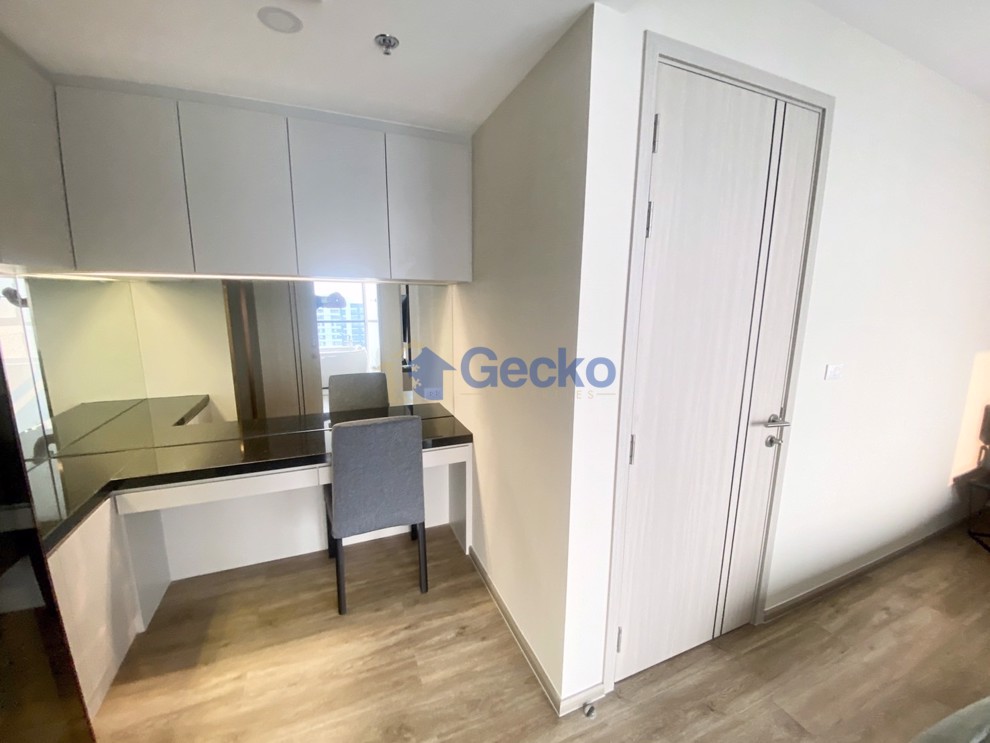 2 Bedrooms Condo in The Panora Pattaya Pratumnak C012941 (Photo 3)
