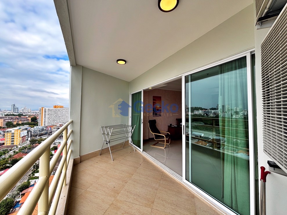 1 Bedroom Condo in View Talay 5 Jomtien C012943 (Photo 2)